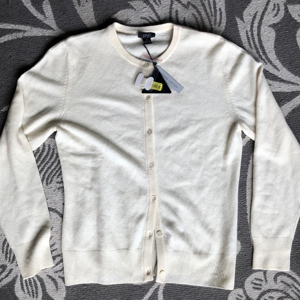 Privé 100% Cashmere Sweater NWT Small